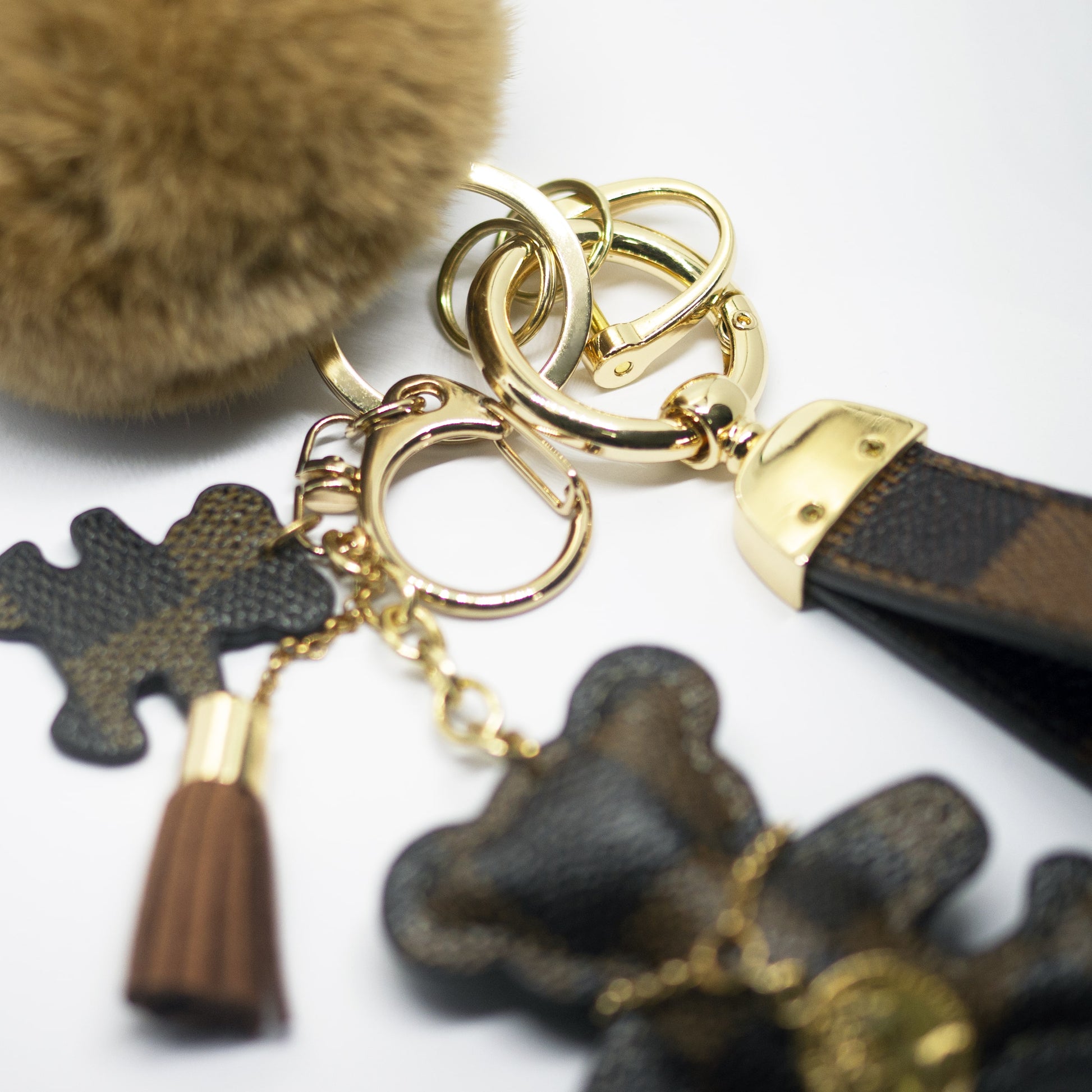 louis vuitton fur keychain  Fluffy bag, Fancy accessories, Bag charm